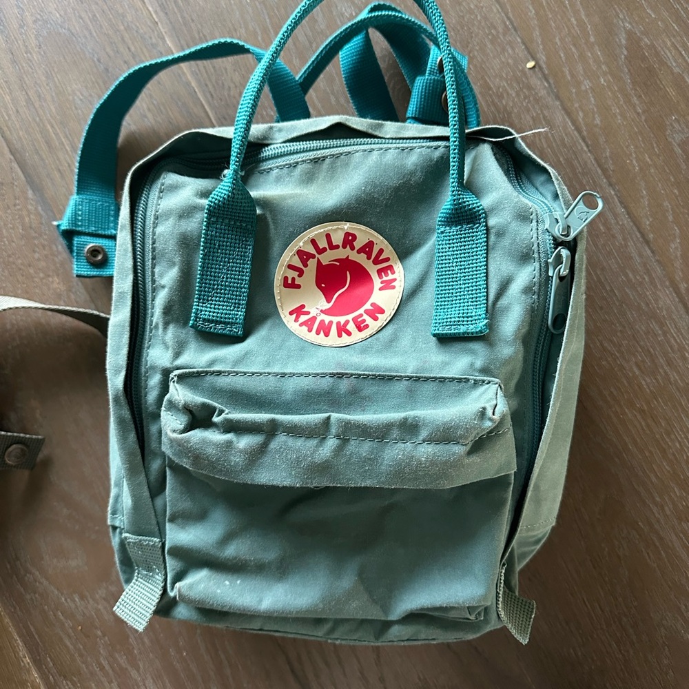 FJALLRAVEN KANKEN Mini Backpack Green